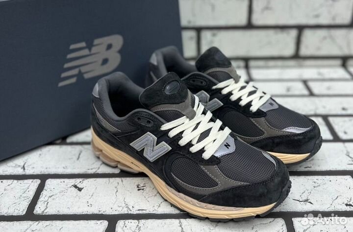 Кроссовки New Balance 2002R