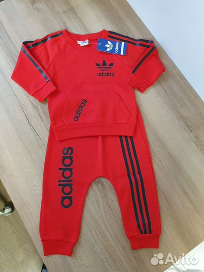 Костюм детский новый