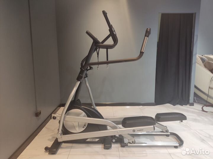 Эллиптический тренажер Proxima Enima II iPRO