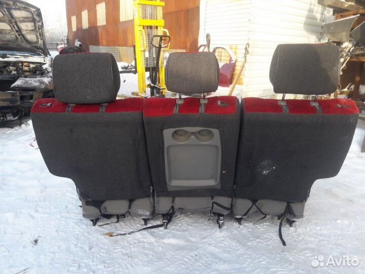 Сиденье заднее левое Chevrolet Rezzo A16DMS 2008