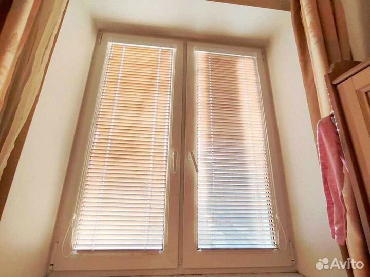 Жалюзи, шторы рулонные