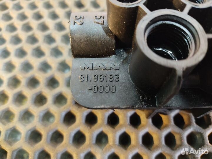 Распределитель тормозных сил