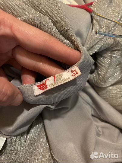 Платье нарядное на девочку 134-140 рост