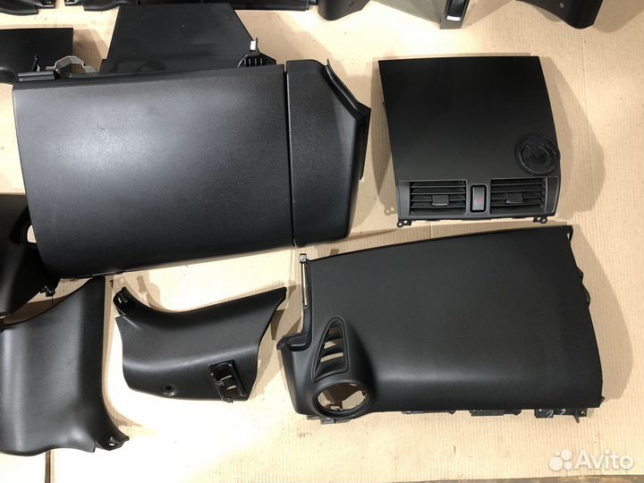 Пластик салона Mazda Axela BK 2002-2008