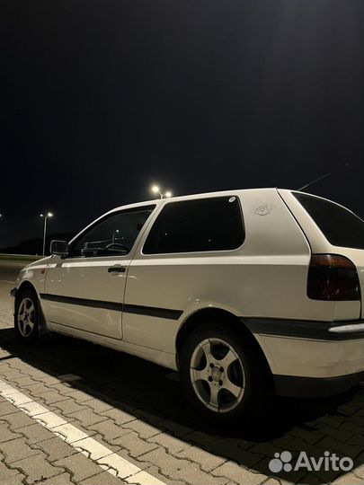 Volkswagen Golf 1.8 AT, 1993, 328 058 км