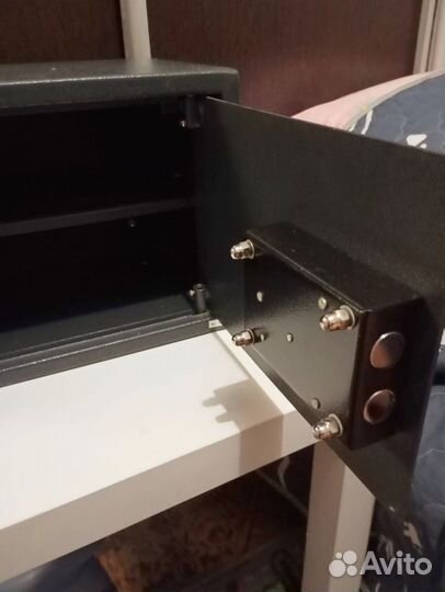 Оружейный сейф