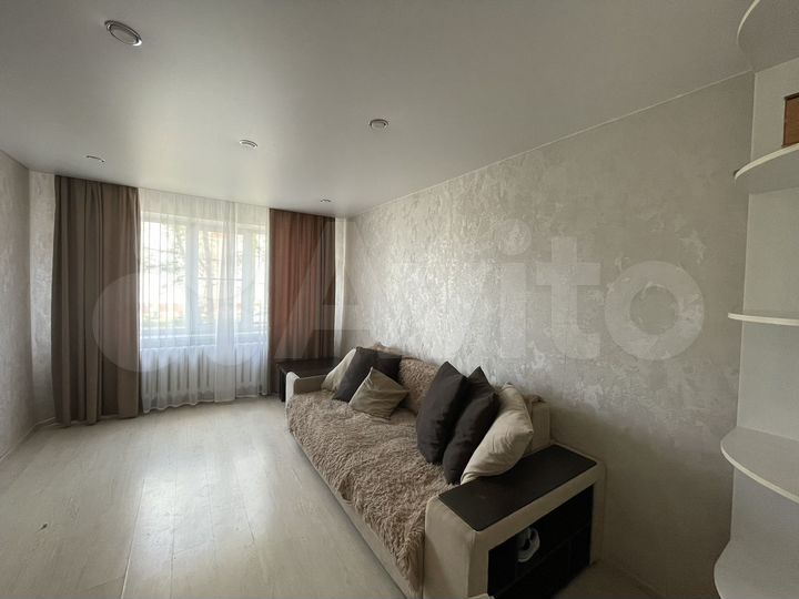 2-к. квартира, 51 м², 2/5 эт.