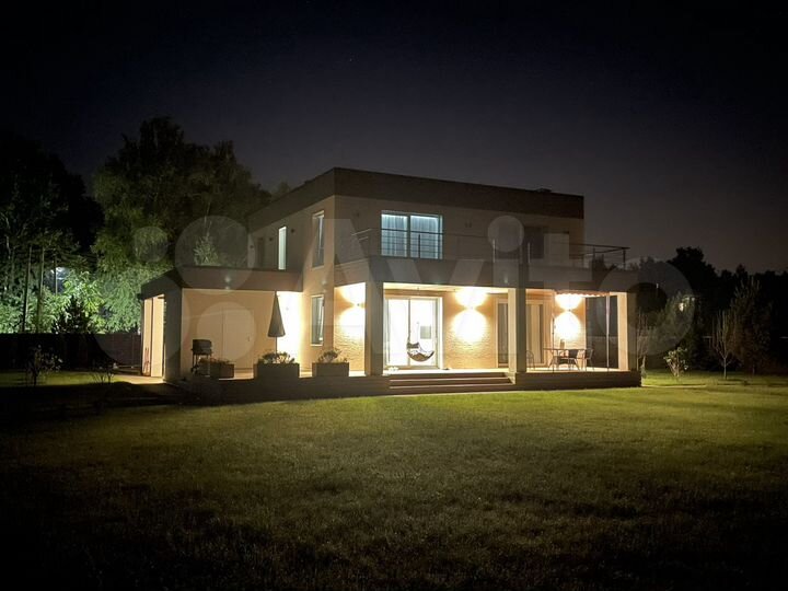 Дом 162 м² на участке 21 сот.