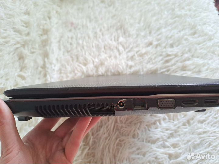 Ноутбук asus