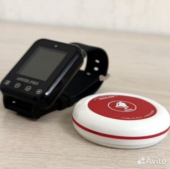 Кнопка вызова официанта и часы пейджер Элит