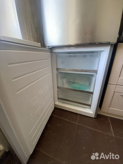 Холодильник lg