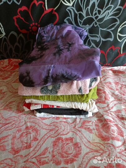 Женские вещи пакетом отдам бесплатно