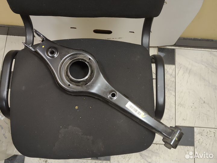 Рычаг Ssang Yong