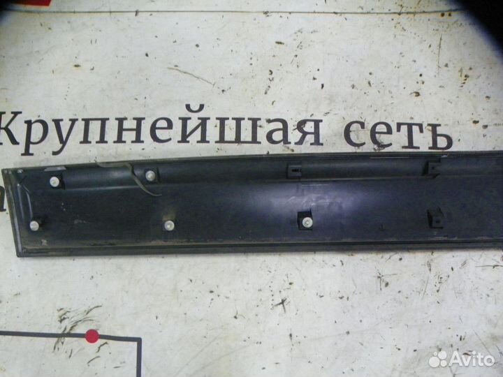 Накладка двери передней правой Nissan Qashqai+2