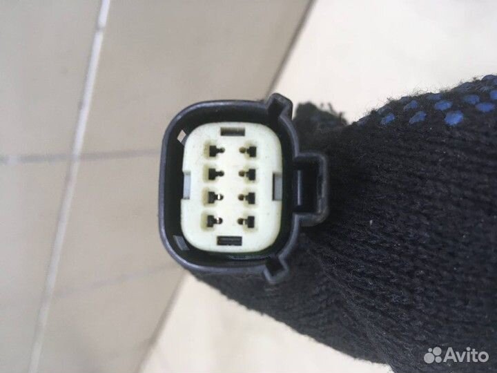 Зеркало заднего вида боковое левое электрическое