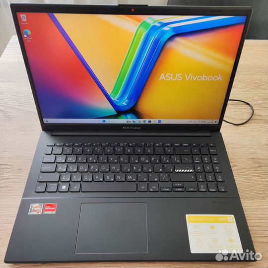 15.6 Asus VivobookGo 15 Ryzen 5 7520u 8Gb DDR5