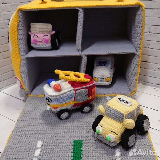 Автобус гараж