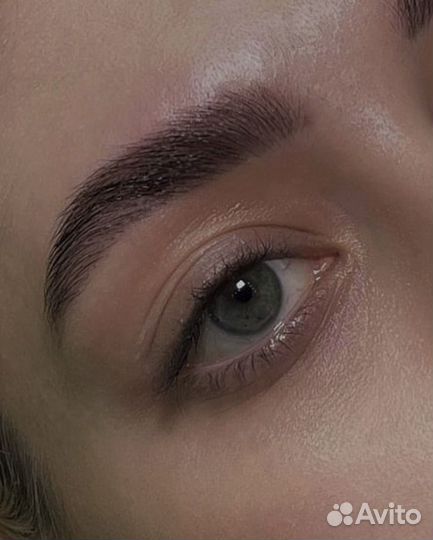 Окрашивание бровей, ламинирование бровей