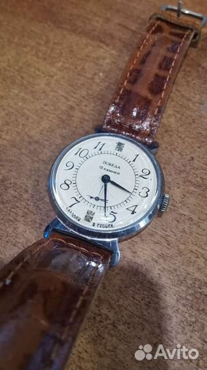 Часы Победа 15 камней