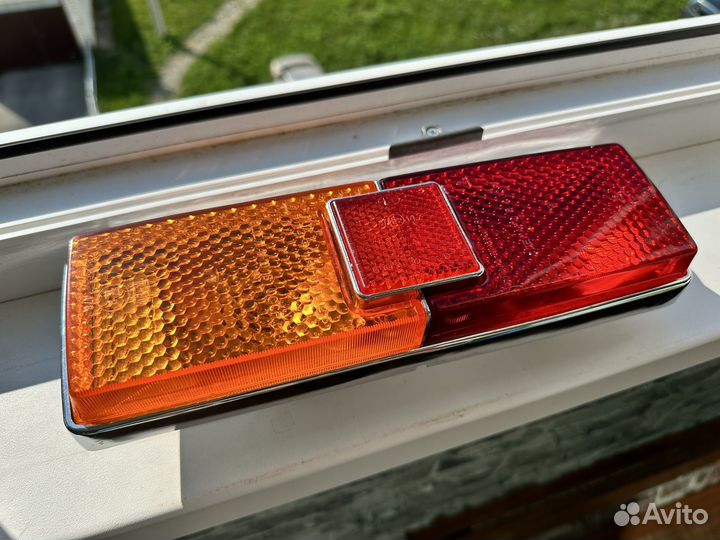 Фонарь задний правый ваз 21011