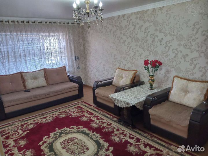 Диван бу в хорошем состоянии кресла как ящики