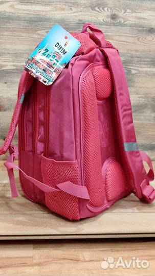 Рюкзак школьный для девочки. Новый