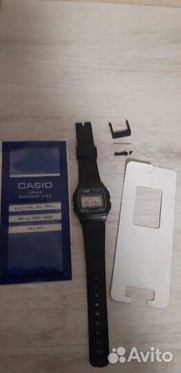 Часы Casio (ремешок повреждён)
