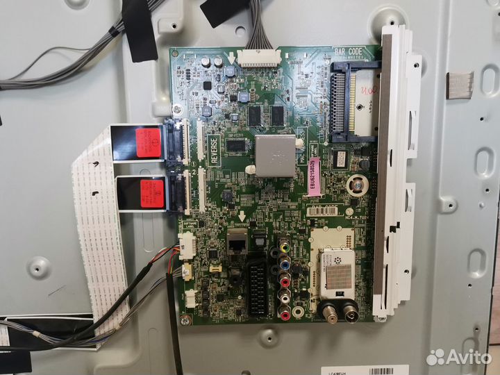 Телевизор LG 42LA667V (Разбор)(По запчастям)