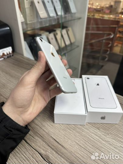 iPhone 8 64гб Отличное состояние (95акк)