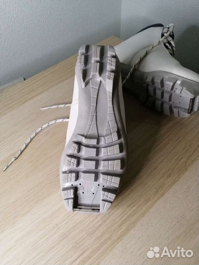 Лыжные ботинки nordway р. 33 (21,5 см.)