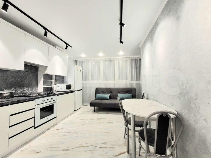 1-к. квартира, 42 м², 4/13 эт.