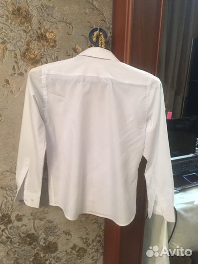 Рубашка белая