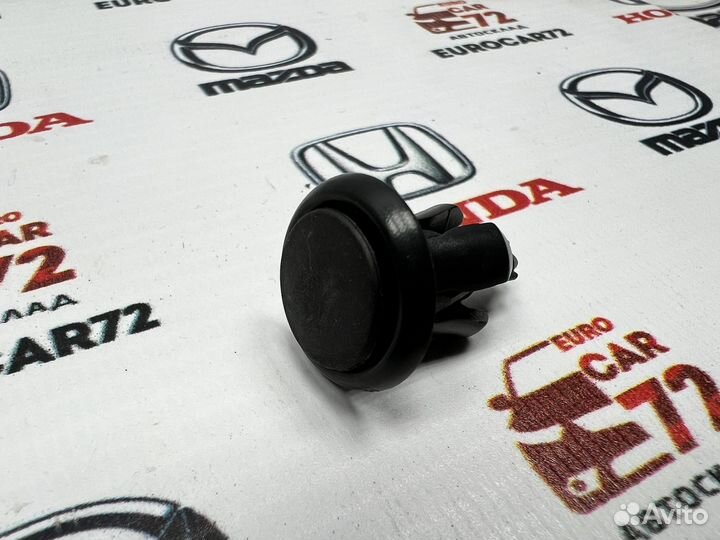 Клипса крепежная Mazda GD7A50EA1