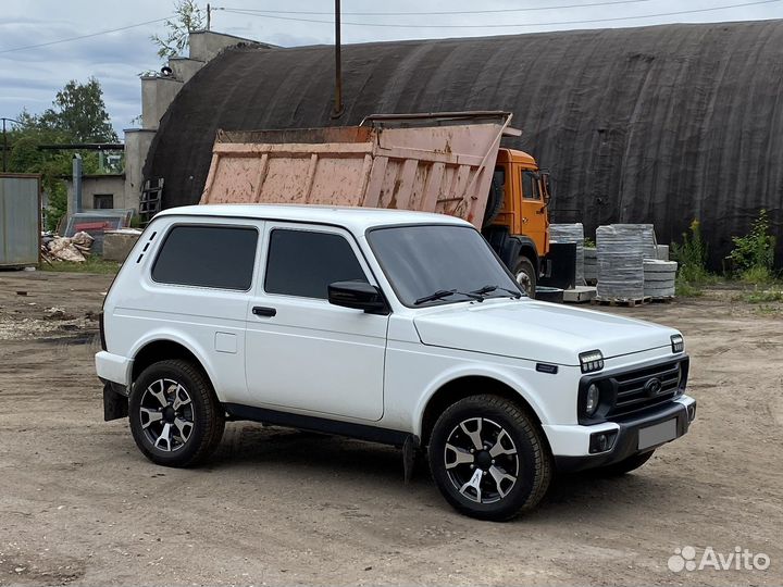 LADA 4x4 (Нива) 1.7 МТ, 2017, 26 000 км