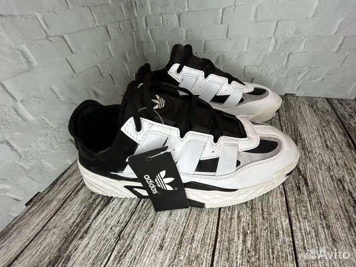 Кроссовки adidas niteball