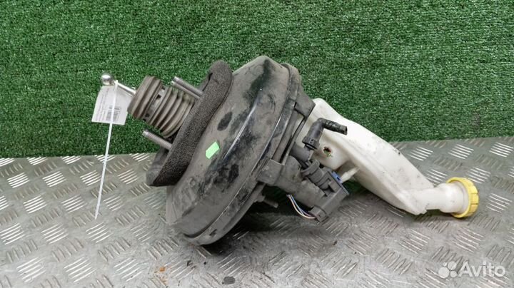 Главный тормозной цилиндр Peugeot 2008