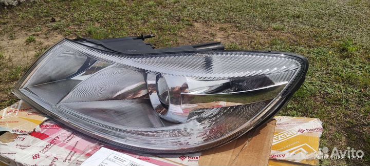 Фара передняя левая на Шкоду Октавию А5 рестайлинг