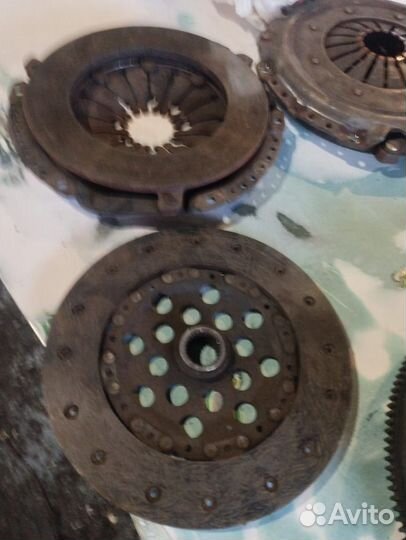 Маховик с комплектом мерседес спринтер 611. 2.2