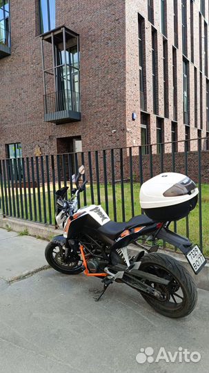 KTM duke 200