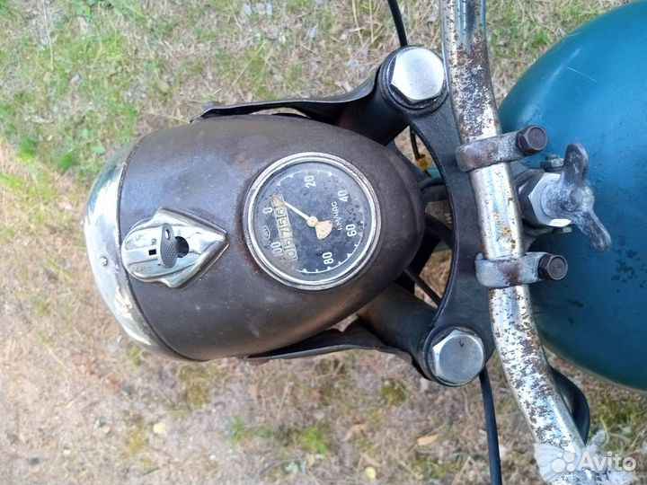 Продам мотоцикл Ковровец