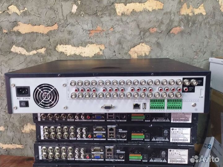 Видео регистратор профессиональной Mitsubishi DX T