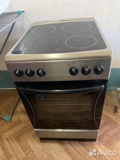 Плита электрическая стеклокерамика Hansa