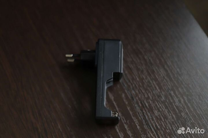 Зарядное устройство GP PB330