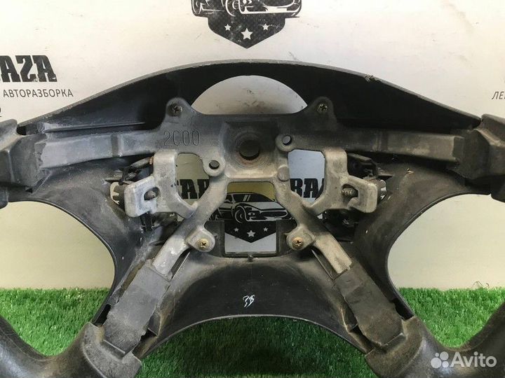 Рулевое колесо Mitsubishi Galant