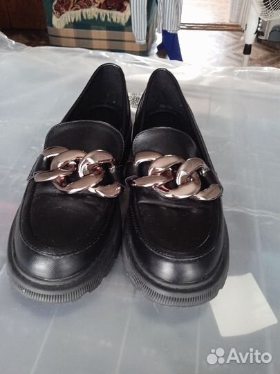 Туфли, лоферы женские 37 размер