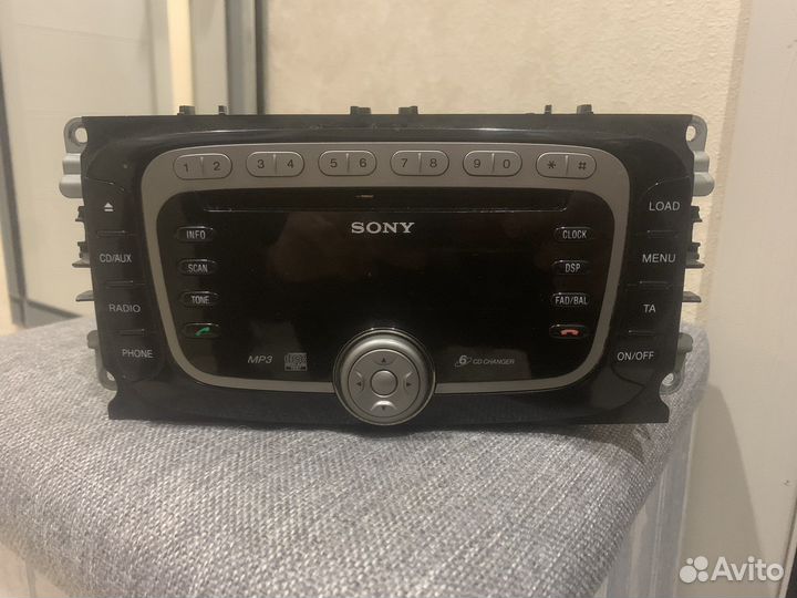 Продам магнитолу Sony на Ford Mondeo 4