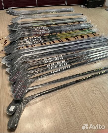 Клюшка хоккейная