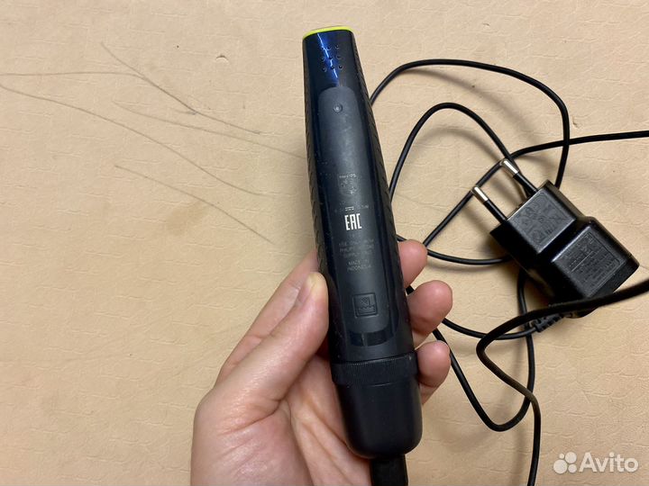 Триммер philips oneblade QP 2510