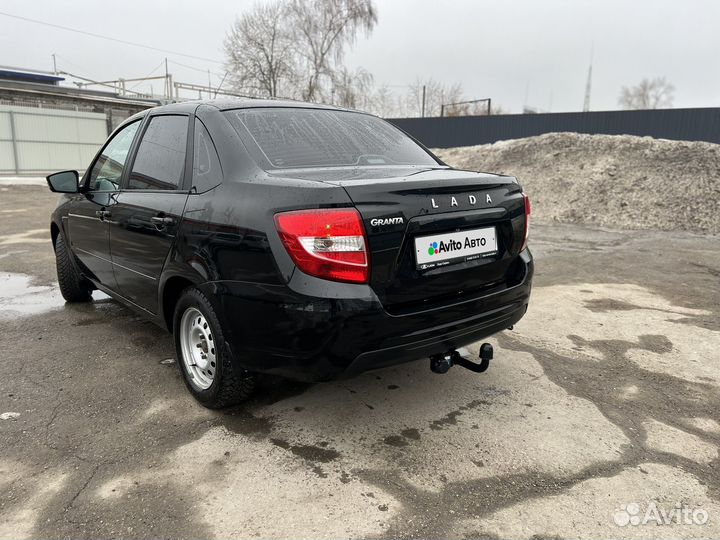 LADA Granta 1.6 МТ, 2022, 50 000 км