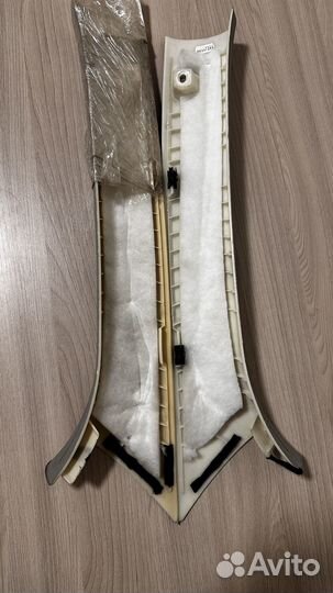 Обшивки салона передние Mercedes Benz GLK X204